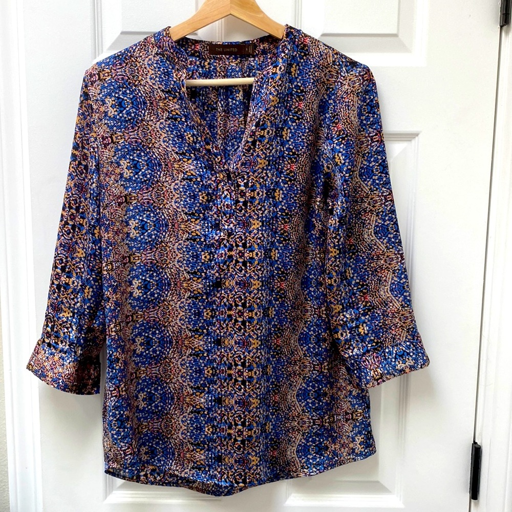Limited 3/4 sleeve blouse